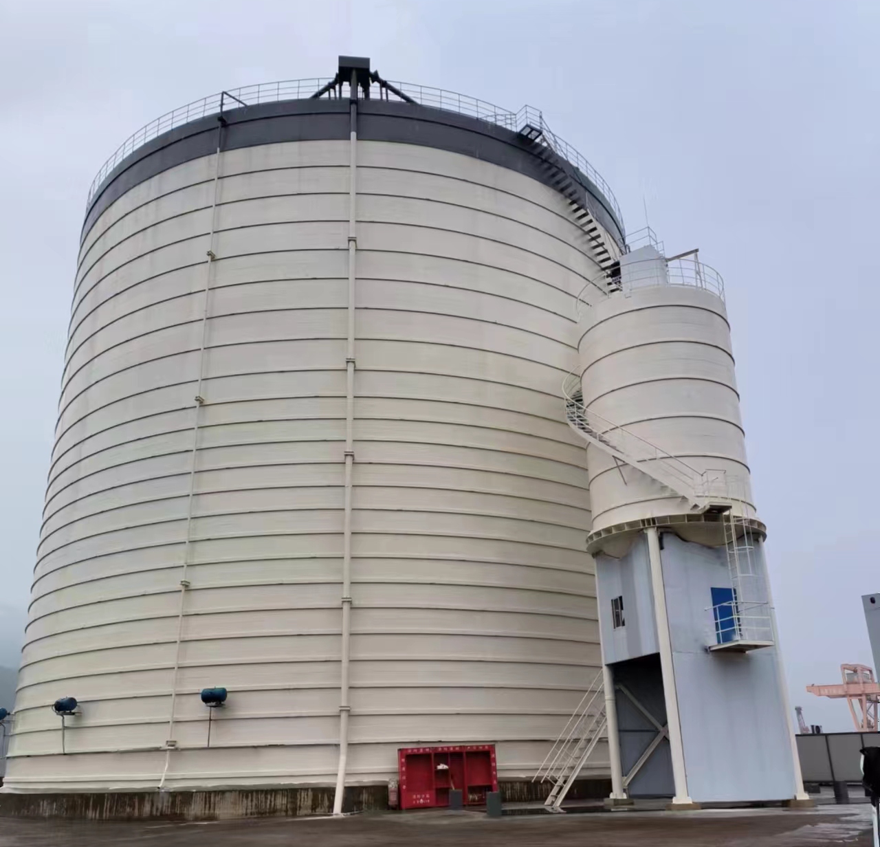 内黄10万吨水泥钢板库